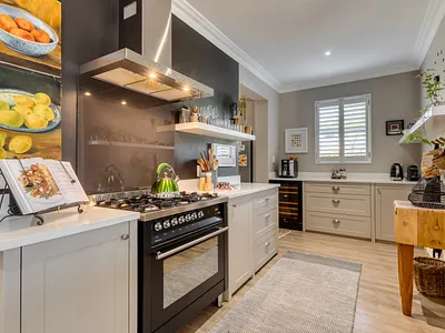 3 Bedroom House For Sale in Somerset West - img