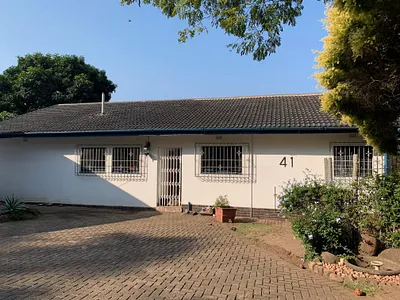 3 Bedroom House For Sale in Scottburgh - img