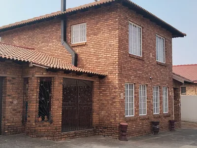 3 Bedroom House For Sale in Heidelberg - 6f53.webp
