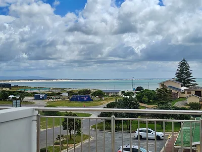 2 Bedroom Apartment For Sale in Struisbaai - V34I.webp