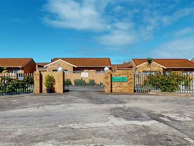 3 Bedroom Townhouse To Rent in Port Elizabeth - img