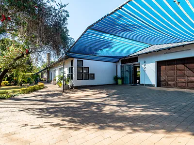 5 Bedroom House For Sale in Pretoria - j3Y8.webp