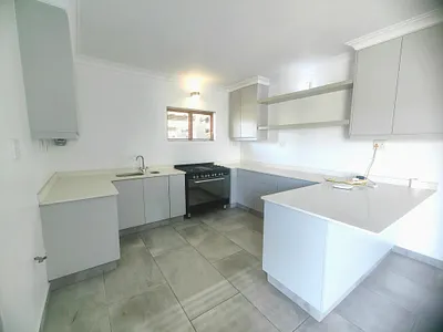 1 Bedroom Apartment To Rent in Durban North - RyZQ.webp