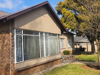 3 Bedroom House For Sale in Brakpan - n0YQ.webp