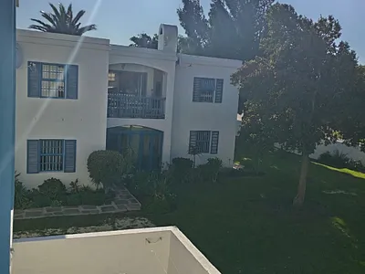 2 Bedroom Apartment To Rent in Gordons Bay - Xnil.webp
