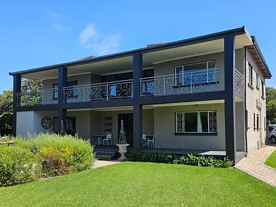 9 Bedroom House For Sale in Jeffreys Bay - bsr9.webp