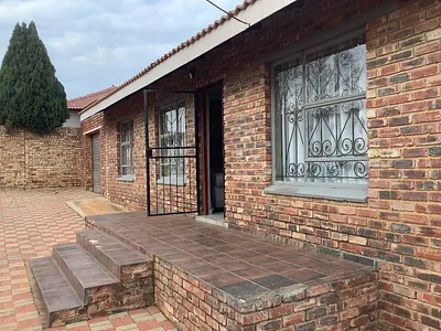 3 Bedroom House For Sale in Potchefstroom - OSNT.webp