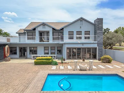 6 Bedroom Townhouse For Sale in Hartbeespoort - 3Vwi.webp