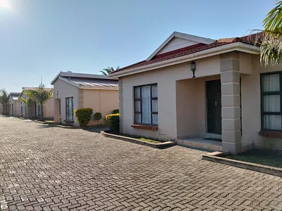 2 Bedroom Apartment To Rent in Mthatha - T8jr.webp