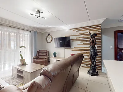 2 Bedroom Apartment For Sale in Boksburg - OhS0.webp