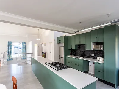 3 Bedroom House For Sale in East London - fs0L.webp