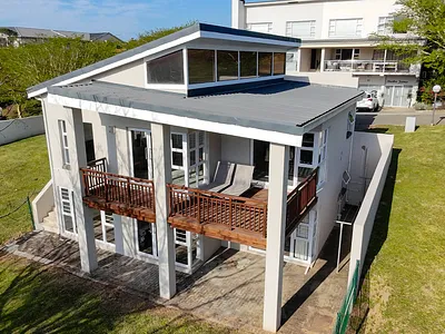 3 Bedroom House For Sale in East London - img