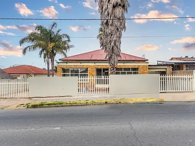 5 Bedroom House For Sale in Krugersdorp - TfzM.webp