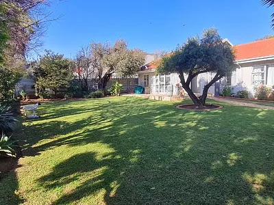 3 Bedroom House To Rent in Edenvale - 9Db8.webp