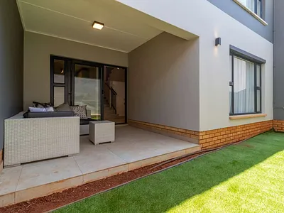 3 Bedroom Apartment To Rent in Bedfordview - Faks.webp