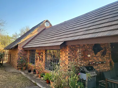 3 Bedroom House For Sale in Marloth Park - 1NWZ.webp
