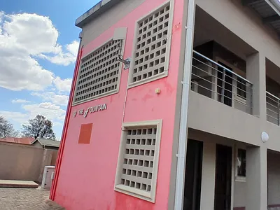 2 Bedroom Apartment To Rent in Mthatha - qF9f.webp