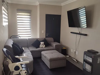 3 Bedroom Apartment For Sale in Johannesburg - kY1U.webp