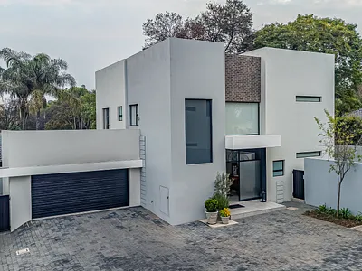 4 Bedroom Townhouse For Sale in Pretoria - sD2w.webp