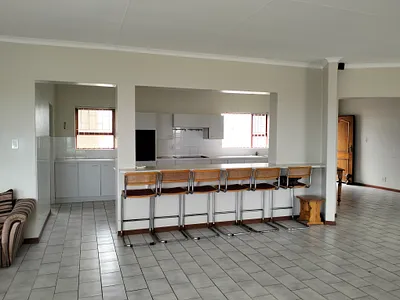 4 Bedroom House To Rent in Jeffreys Bay - 3Bhx.webp