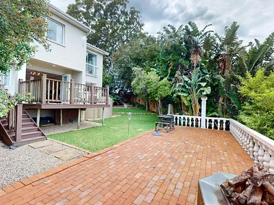 3 Bedroom Townhouse For Sale in Port Elizabeth - VDRb.webp