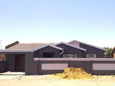 3 Bedroom House For Sale in Evaton - 00Ce.webp