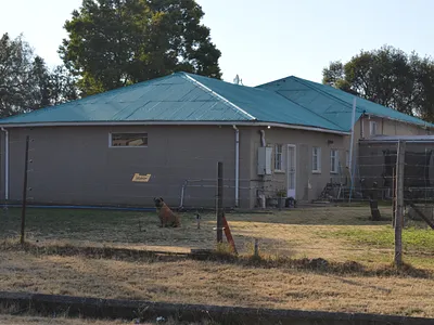 6 Bedroom House For Sale in Sterkstroom - img