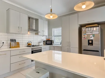 3 Bedroom House For Sale in Stellenbosch - rubw.webp
