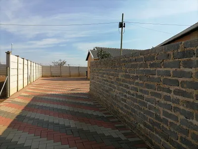 3 Bedroom House For Sale in Walkerville - CsMV.webp