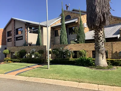 6 Bedroom House For Sale in Potchefstroom - f5ia.webp