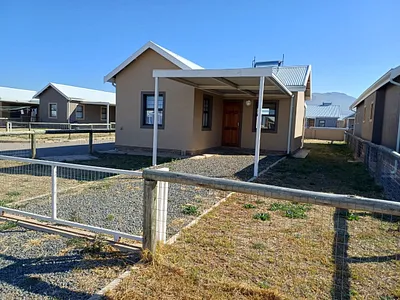 2 Bedroom House To Rent in Queenstown - rbrB.webp