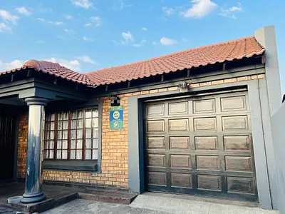 4 Bedroom House For Sale in Witbank - SHyu.webp