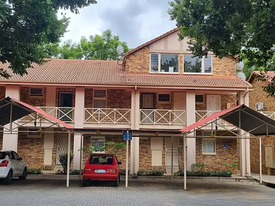2 Bedroom Townhouse For Sale in Pretoria - JRdg.webp
