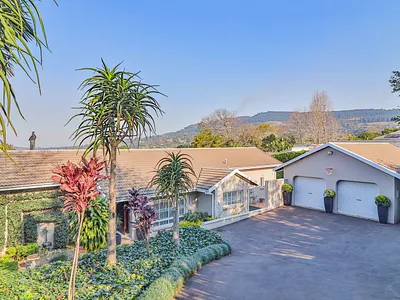 4 Bedroom House For Sale in Pietermaritzburg - rVZv.webp