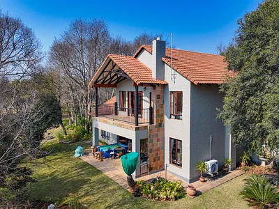4 Bedroom Townhouse For Sale in Hartbeespoort - LDzr.webp