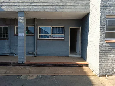 2 Bedroom Apartment For Sale in Parys - 4LwS.webp