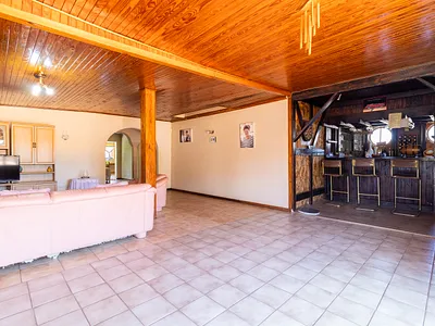 Farm For Sale in Eikenhof - Rwq7.webp