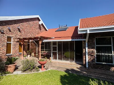2 Bedroom Townhouse For Sale in Parys - XMXY.webp