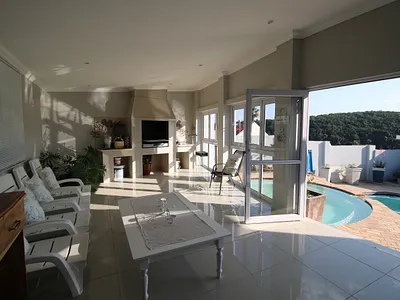 3 Bedroom House For Sale in East London - CWnN.webp