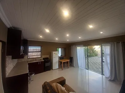 1 Bedroom Apartment To Rent in Blouberg - lbtO.webp