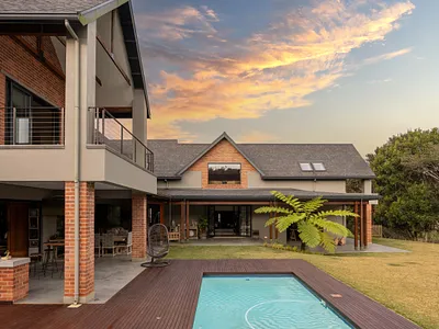 5 Bedroom House For Sale in Hillcrest - Echm.webp