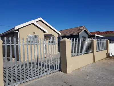 2 Bedroom House For Sale in Kuils River - b2mm.webp