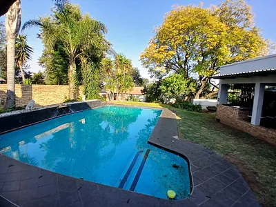 4 Bedroom House For Sale in Germiston - FLBE.webp
