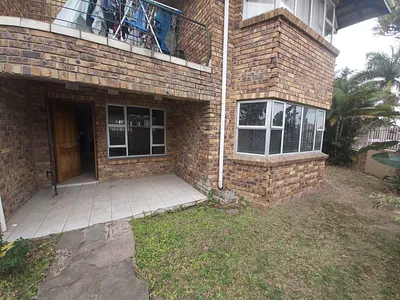 3 Bedroom Apartment For Sale in Queensburgh - ILI5.webp