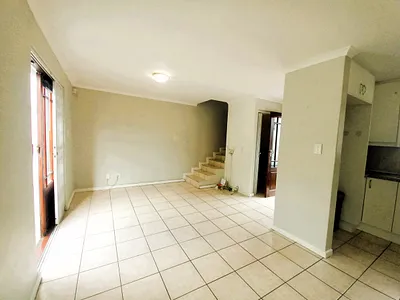 2 Bedroom Apartment To Rent in Brackenfell - pHHE.webp
