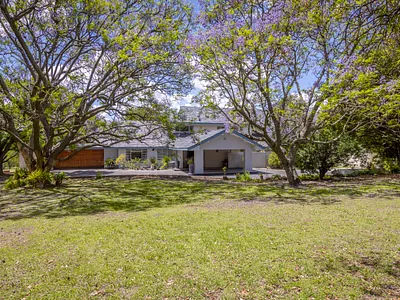 5 Bedroom House For Sale in Randburg - Av8Y.webp
