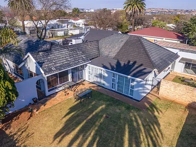 4 Bedroom House For Sale in Edenvale - L5se.webp