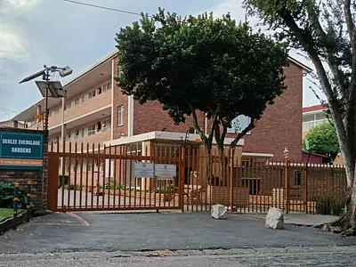 2 Bedroom Townhouse For Sale in Germiston - Jf9U.webp