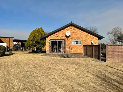 3 Bedroom House For Sale in Kriel - uEwk.webp
