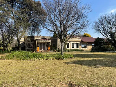 Farm For Sale in Walkerville - img